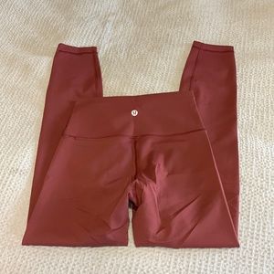 Lululemon wunder train. Size 4